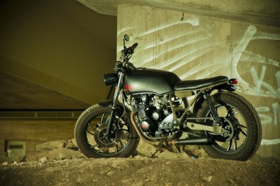 1983-as Yamaha XJ600_caferacerPro2012.jpg