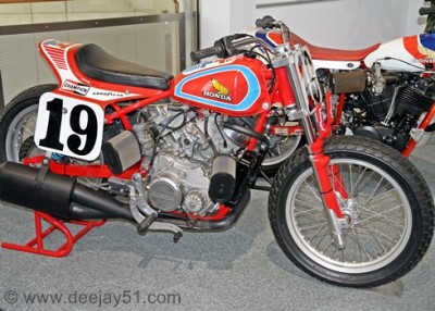 HONDAHALL NS750A.JPG