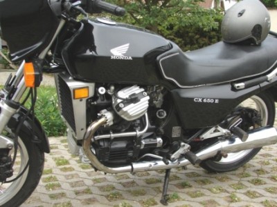 motoJav_650eProjekt2_2010.jpg